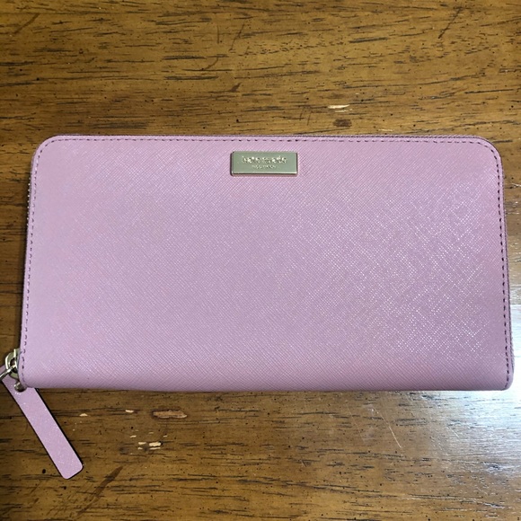 Kate Spade wallet - Picture 1 of 5